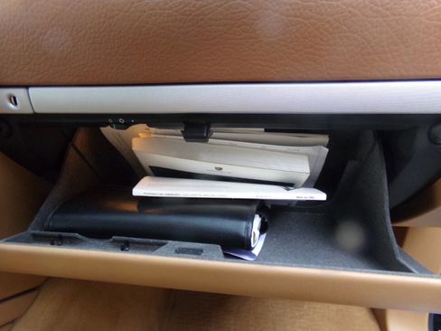 Used 2005 Porsche Cayenne S image 58