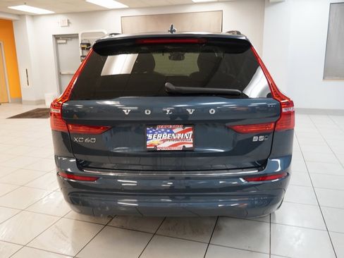 Used 2020 Volvo XC90 T6 Momentum image 9