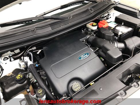 Used 2015 Ford Explorer XLT image 26