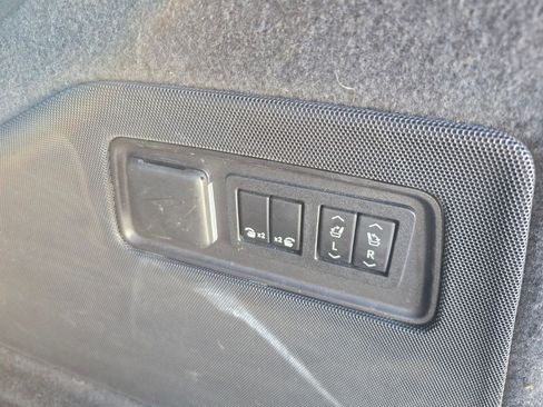 Used 2021 Cadillac Escalade ESV Sport w/ Driver Assist Tech Package AWD/4WD image 52