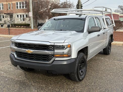 Used 2016 Chevrolet Silverado 1500 W/T w/ Trailering Package image 5