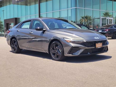 New 2026 Hyundai Elantra Sport FWD image 33