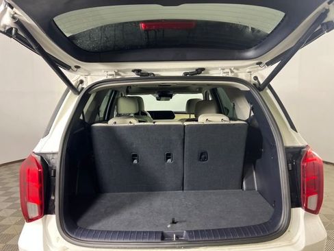 Used 2024 Hyundai Palisade Limited image 8