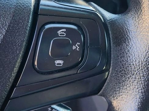 Used 2015 Toyota Camry LE image 22