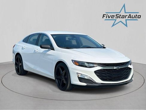Used 2019 Chevrolet Malibu RS FWD image 1