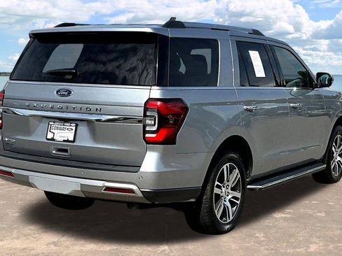 Used 2022 Ford Expedition Limited AWD/4WD image 8