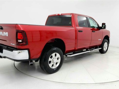 Used 2026 RAM 2500 Big Horn AWD/4WD image 5