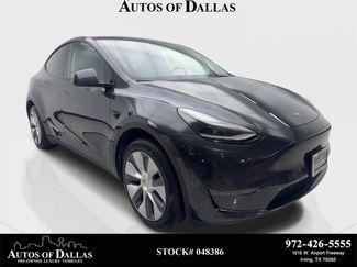 Used 2024 Tesla Model Y Long Range video 1