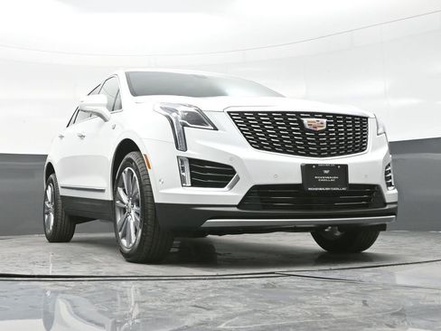 New 2025 Cadillac XT5 Premium Luxury w/ Technology Package image 18