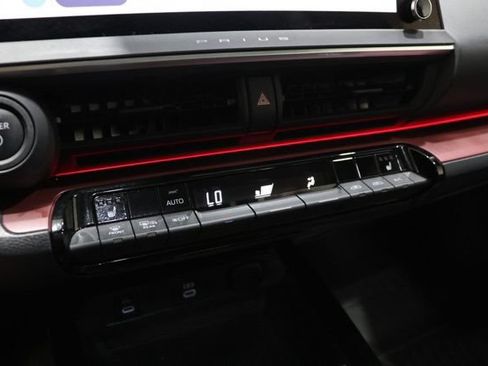Used 2024 Toyota Prius Prime FWD image 27