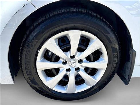 Used 2025 Toyota Corolla LE image 10