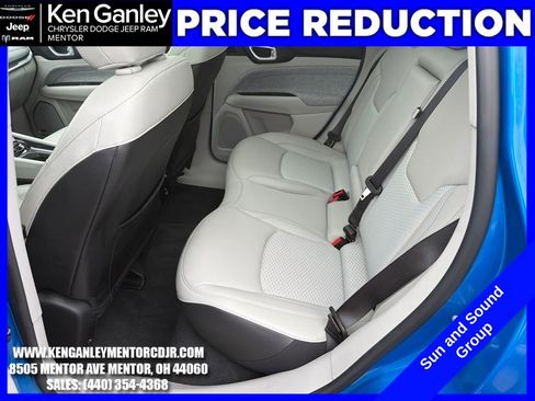 Used 2022 Jeep Compass Latitude w/ Sun and Sound Group AWD/4WD image 22