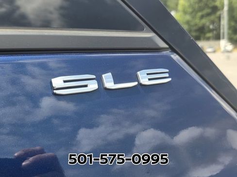 Used 2022 GMC Terrain SLE w/ Driver Convenience Package FWD image 15