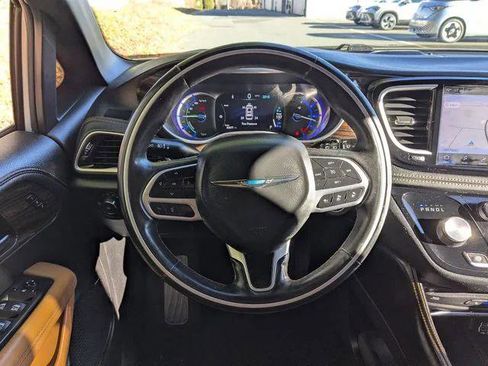 Certified 2021 Chrysler Pacifica Pinnacle image 12