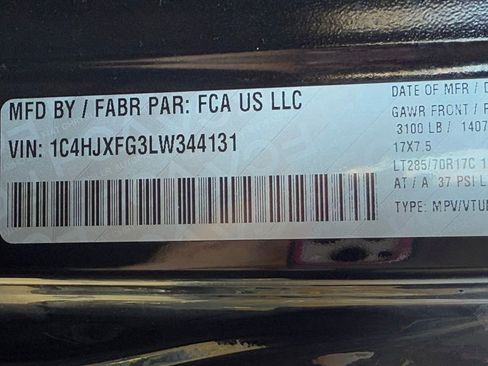 Used 2020 Jeep Wrangler Unlimited Rubicon w/ Dual Top Group image 43