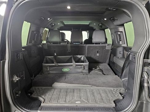 Used 2023 Land Rover Defender 130 X image 30