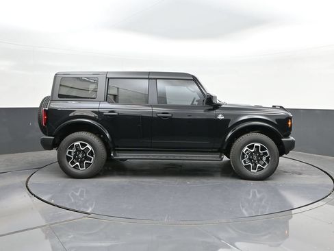 New 2026 Ford Bronco Outer Banks AWD/4WD image 24