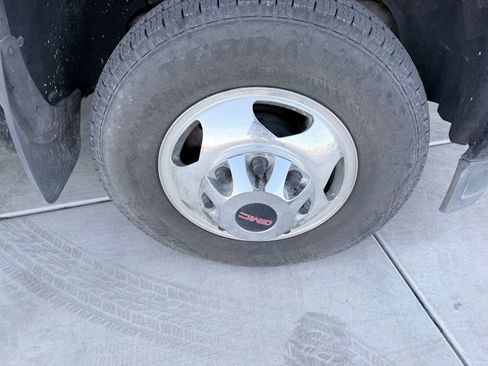 Used 2015 GMC Sierra 3500 Denali w/ Duramax Plus Package image 21