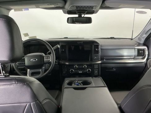 Certified 2025 Ford F350 Lariat w/ FX4 Off-Road Package image 27