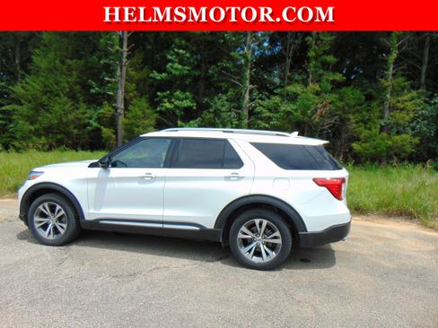Used 2020 Ford Explorer Platinum w/ Premium Technology Package AWD/4WD image 7