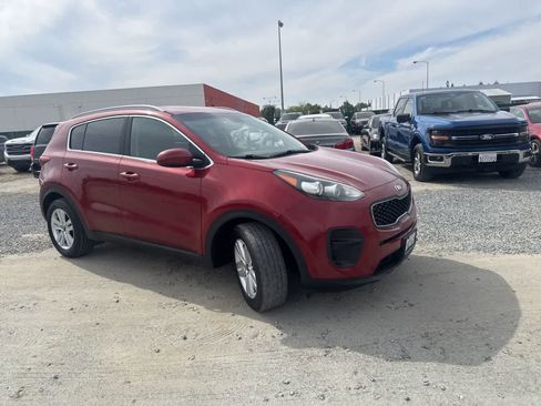 Used 2017 Kia Sportage LX w/ LX Popular Package image 2