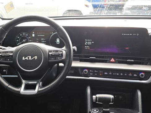 Used 2023 Kia Sportage SX image 22