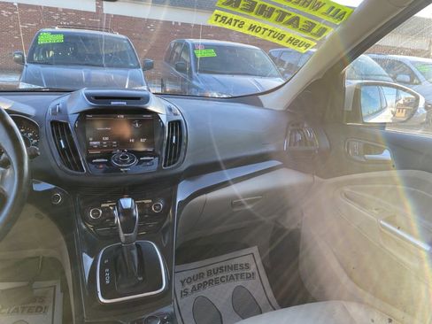 Used 2014 Ford Escape Titanium image 11