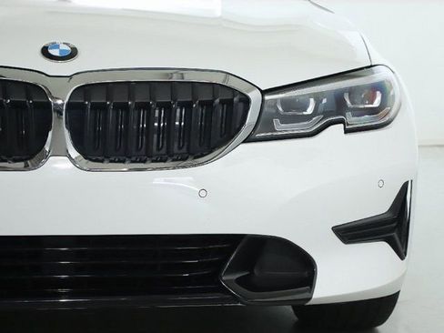 Used 2021 BMW 330i xDrive Sedan w/ Convenience Package AWD/4WD image 9