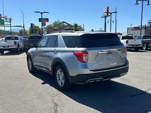 Used 2024 Ford Explorer XLT w/ Equipment Group 202A AWD/4WD image 5