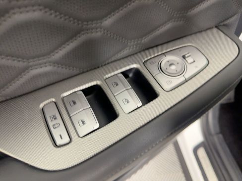 Used 2022 Hyundai Palisade Calligraphy image 13