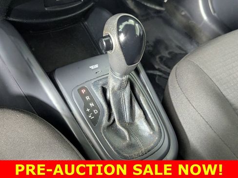 Used 2012 Kia Soul FWD image 19