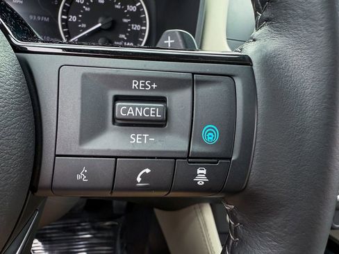 Certified 2023 Nissan Rogue SL FWD image 27