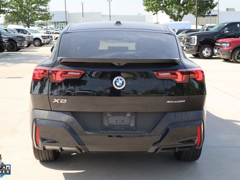 Used 2026 BMW X2 xDrive28i AWD/4WD image 4