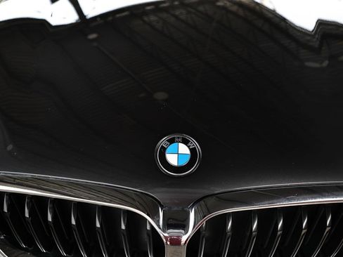 Used 2023 BMW 530i xDrive w/ Premium Package AWD/4WD image 13