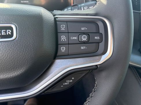 New 2026 Jeep Grand Wagoneer L 4WD image 16