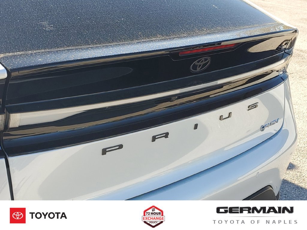 New 2026 Toyota Prius Plug-In Hybrid FWD image 15