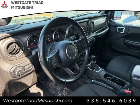 Used 2021 Jeep Wrangler Unlimited Sport AWD/4WD image 12