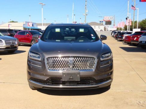 Certified 2023 Lincoln Nautilus Reserve w/ Luxury Package image 4