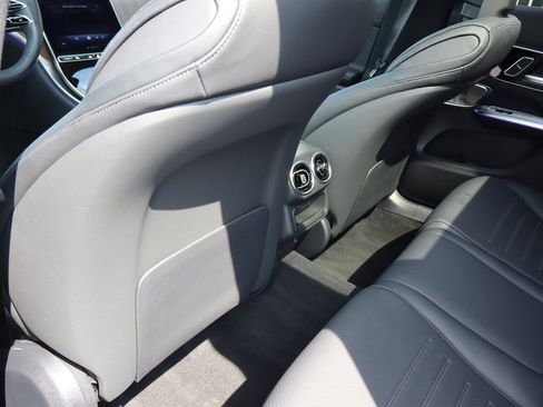 Used 2025 Mercedes-Benz GLC 300 4MATIC w/ AMG Line image 24