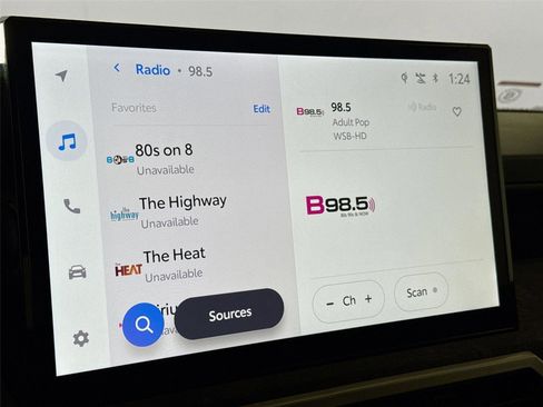 Used 2025 Toyota Tacoma Limited image 25