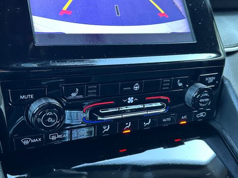 New 2025 Jeep Grand Cherokee Laredo X w/ Luxury Tech Group I image 20