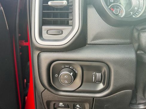 Used 2022 RAM 1500 Big Horn w/ Night Edition AWD/4WD image 29