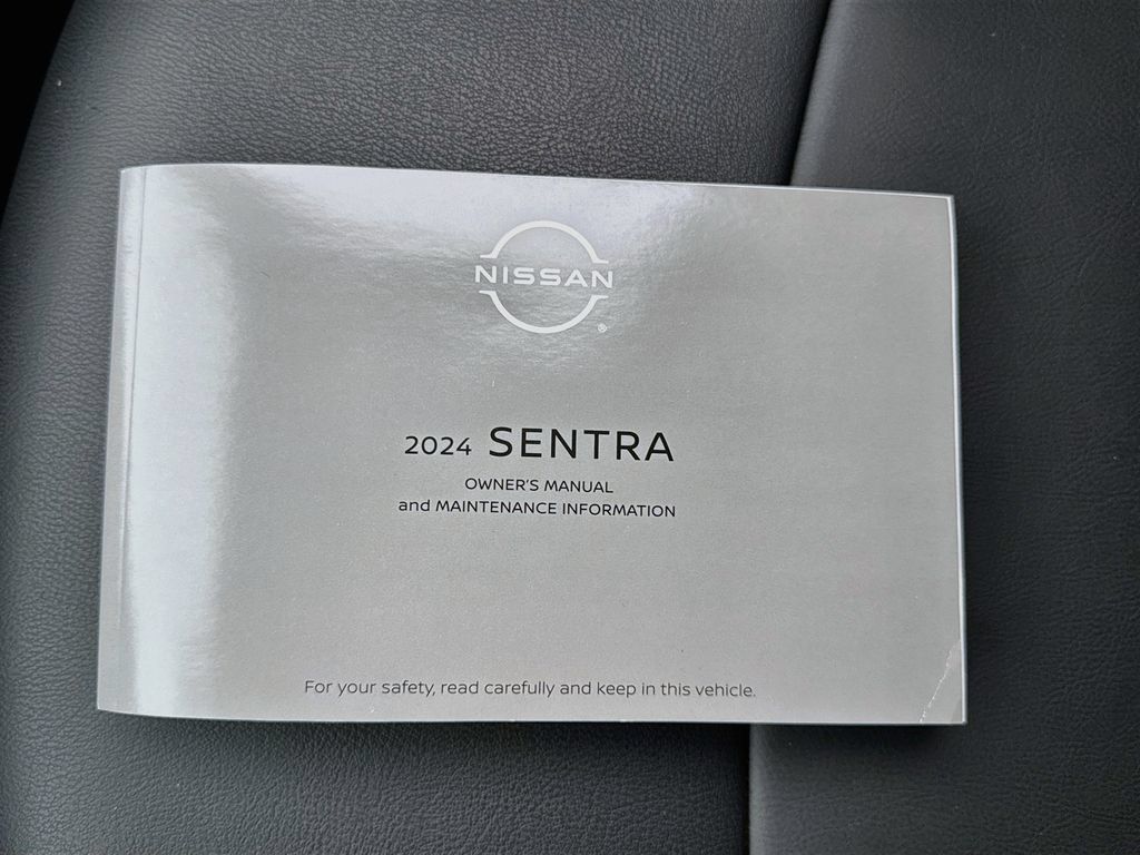 Used 2024 Nissan Sentra SR w/ SR Premium Package FWD image 43