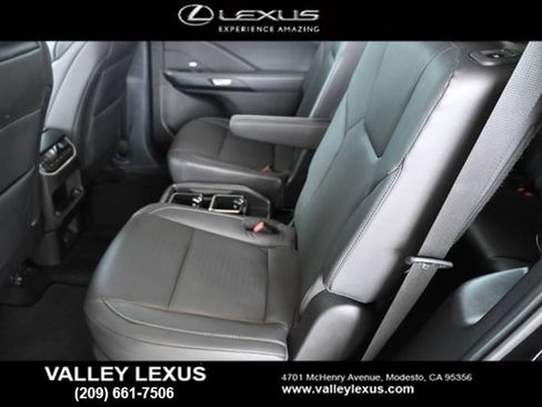 Used 2025 Lexus TX 500h AWD w/ Technology Package image 16