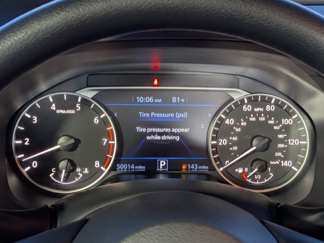Used 2024 Nissan Altima 2.5 SV FWD image 26
