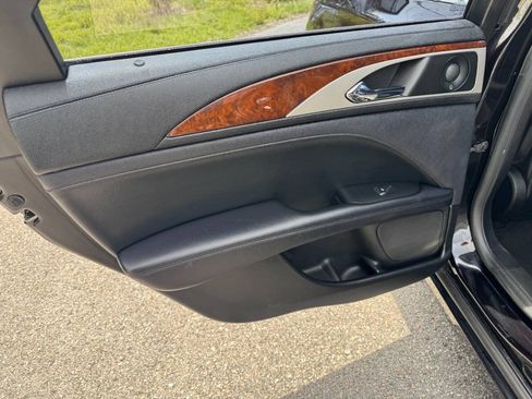 Used 2019 Lincoln MKZ Reserve AWD/4WD image 40