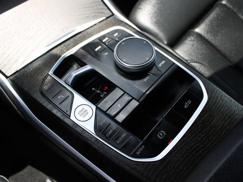 Used 2024 BMW 430i Convertible RWD image 19