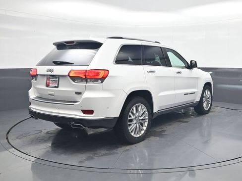 Used 2017 Jeep Grand Cherokee Summit w/ Trailer Tow Group IV image 7