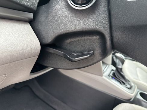 Used 2018 Hyundai Elantra SEL image 18