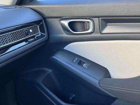 Used 2023 Honda Civic LX image 36